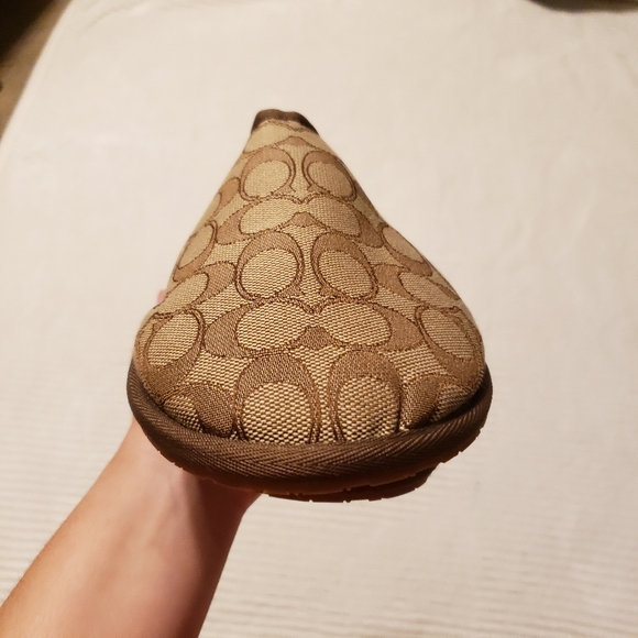 Coach Brown Patterned Slippers 10 - Picture 5 of 10